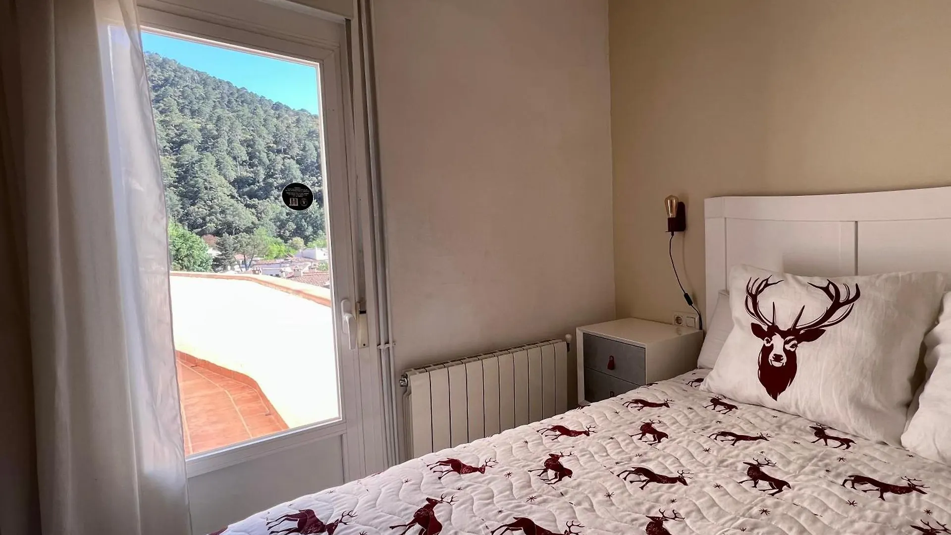 Alojamientos Rurales Cuatro Estaciones Arroyo Frio Apartment